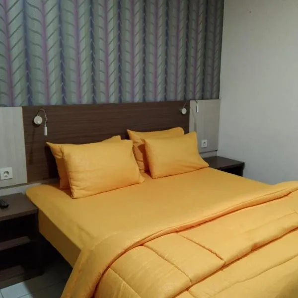 SMART Dream Inn, hotel in Tangerang