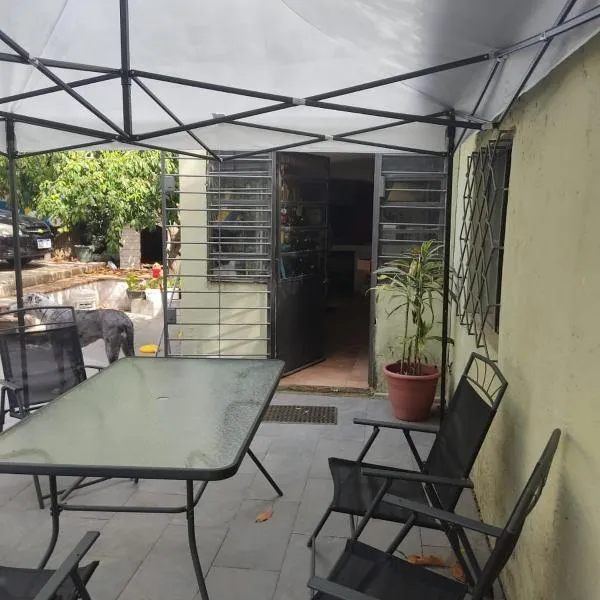 Casa en Solymar, 2 dormitorios, hotel v destinaci Ciudad de la Costa