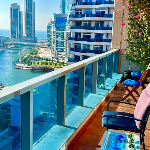 Fabolous Vacation Home in Dubai Marina, hotel in Dubai