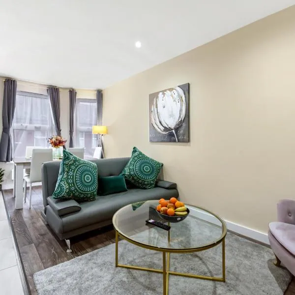 Near Canada Water, 2 Beds, Families, Overground, hotel in London