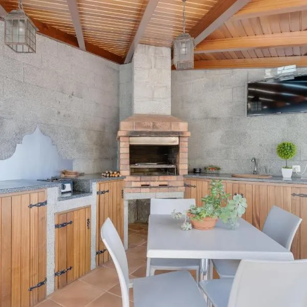 3B Villa Heated Pool Barbecue Games Room, hotel ve Funchalu