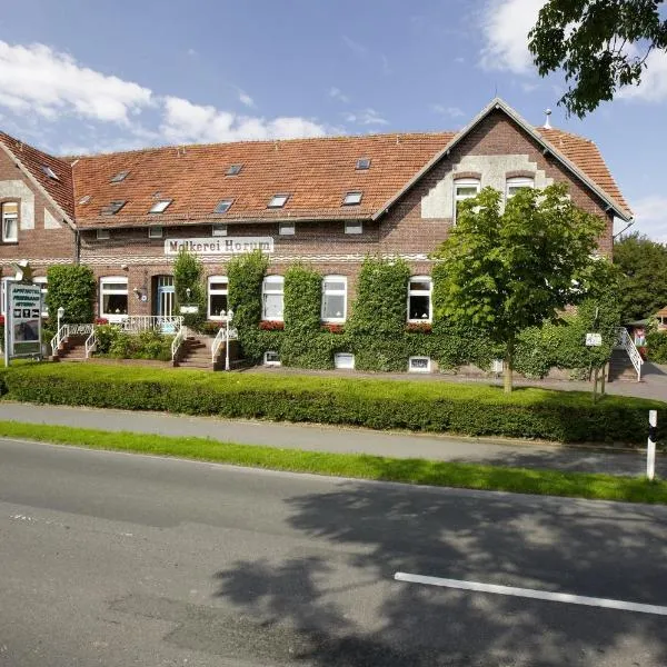 Frieslandstern - Ferienhof und Hotel, hotel in Wangerland