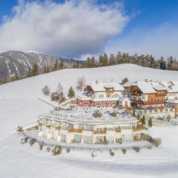Viesnīca Hotel Amaten pilsētā Bruniko