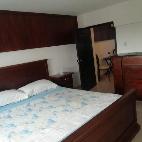 Departamento vacacional, hotel in Guayaquil