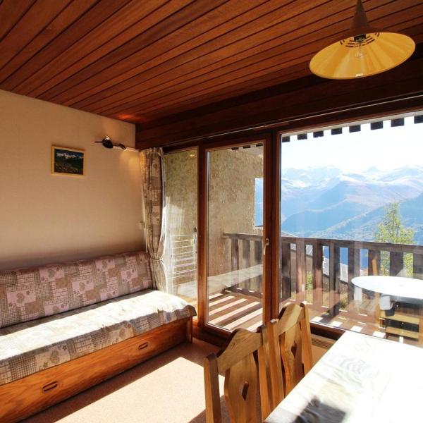 Studio cabine cosy au pied des pistes avec balcon vue montagnes - Auris en Oisans - FR-1-297-69