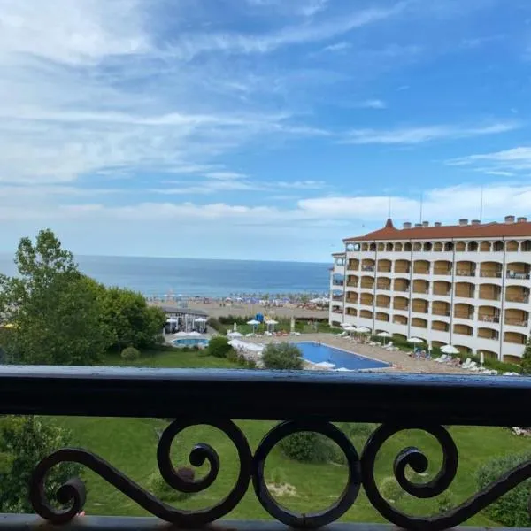 Perla South Beach, Hotel in Zarewo