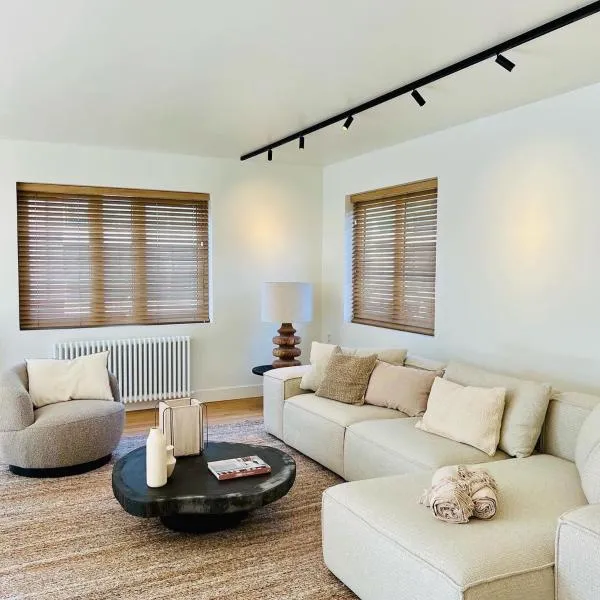 luxe appartement op topligging, hotel in Knokke-Heist