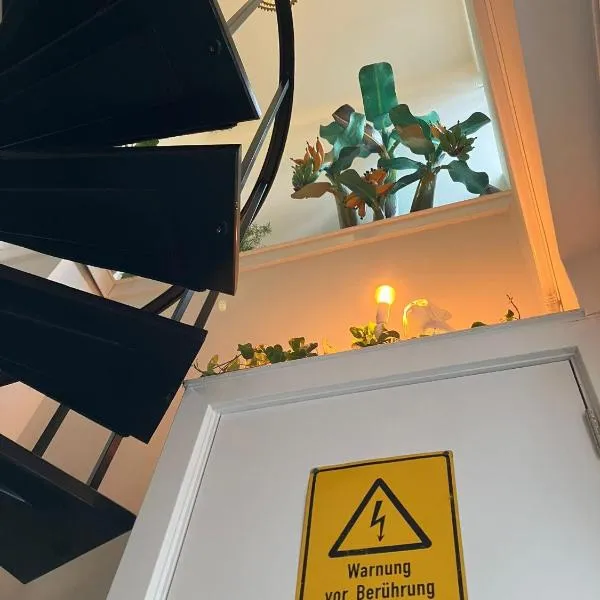 Monkey Tree Stay, Hotel in Schiedam