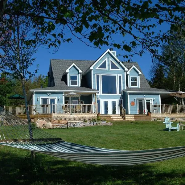 Sea Parrot Ocean View Manor, ξενοδοχείο σε Indian Brook