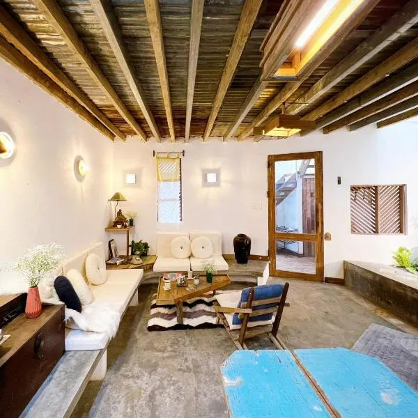 2 Bedrooms Artist House - The 2nd Home, hôtel à Đà Lạt