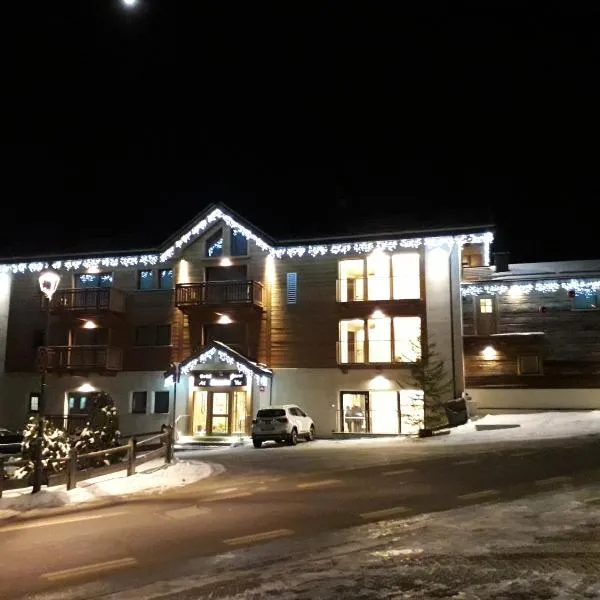 Garni Al Silvestri Vei, hotel v Livignu