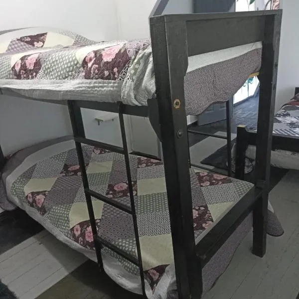 Hostel INK - Duerme Como En Casa, hotel in Concepción