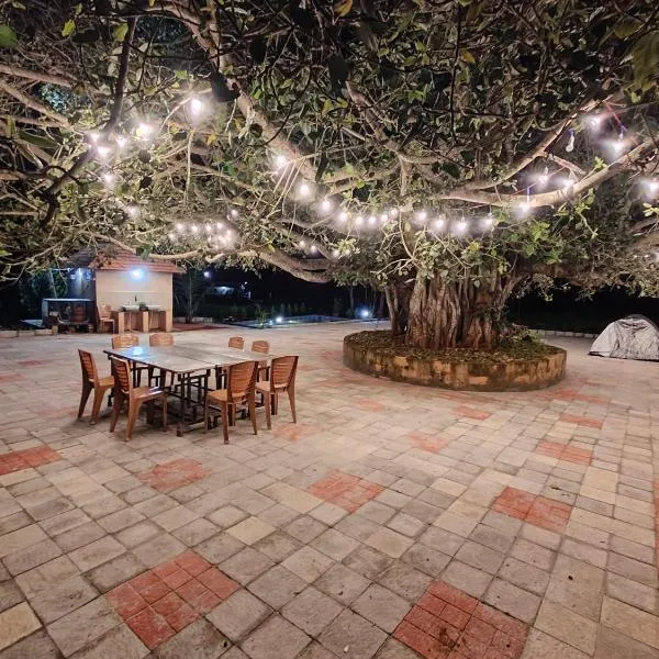 Suvarna Farm Stay, ξενοδοχείο σε Sargūr