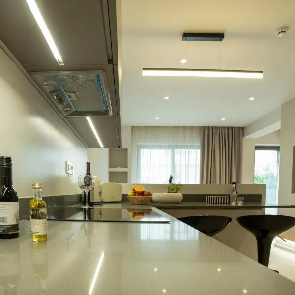 Celine Luxury Apartments & Suites, hotel i Agios Nikolaos