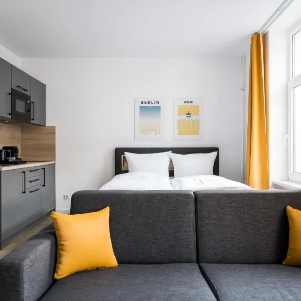 Homaris Boxi Studios, hotel Berlinben