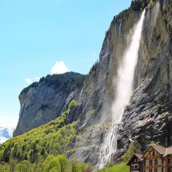 Breathtaking Waterfall Apartment nr.2, hotel v destinaci Lauterbrunnen
