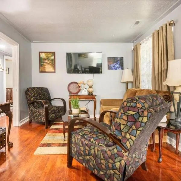 Mystic Island #1, hotel in Birmingham