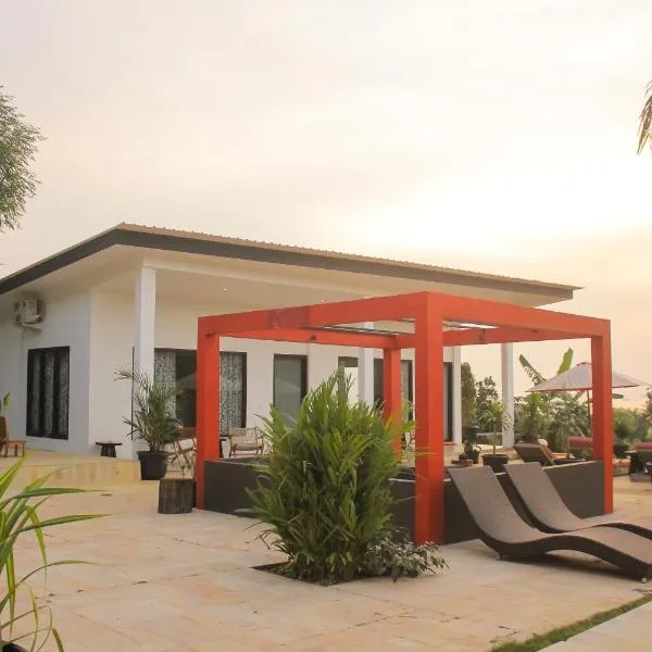 Lucca Resort & Residence, ξενοδοχείο σε Jepara