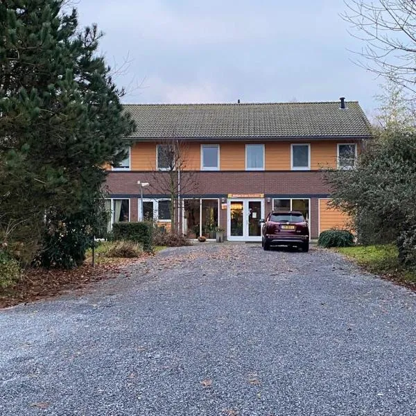 Huis van Steen, hotel em Lelystad