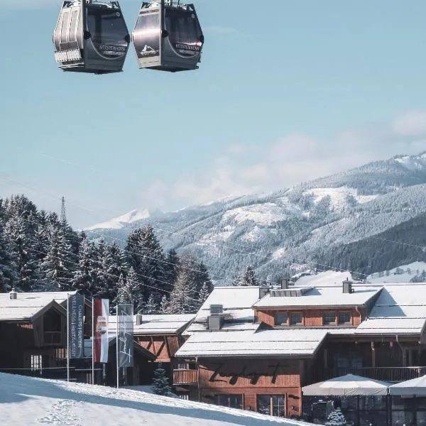 CHALET VILLAGE ZAGLGUT, fantastic views, Ski in Ski-out in winter, air conditioning in summer, hotel v Kaprunu