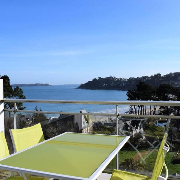 Appartement Vue Mer avec Terrasse, à 400m de la Plage de Trestraou à Perros-Guirec - FR-1-368-151