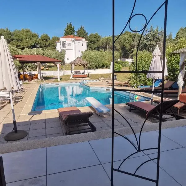 Villa Askamnia and Suites, hotel v destinaci Nikiti