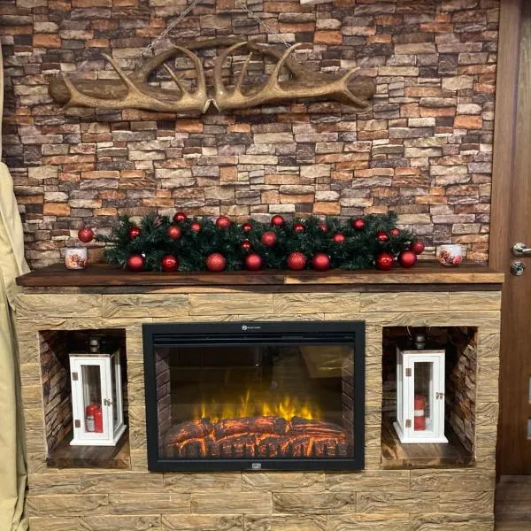 Boutique & artistic 3 bedroom apartment., hotel in Pamporovo