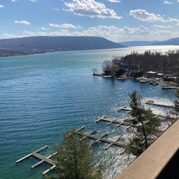 Lakeside Condo with plenty of amenities close to Bristol Mountain - permit - 2024-0018, ξενοδοχείο σε Canandaigua