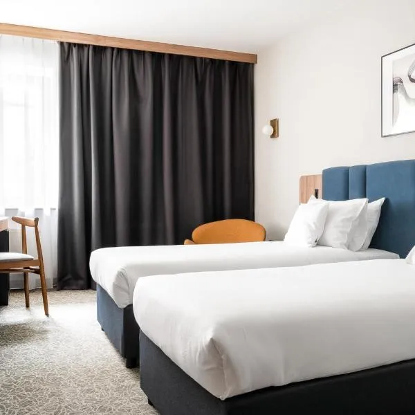 Dwór w Tomaszowicach, hotel in Modlnica