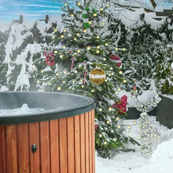 Domek w górach - Prywatne Jacuzzi, Sauna, Grota Solna - PANORAMA CHEŁM SKI&SPA, hotel en Myślenice