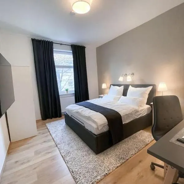 Modern Cozy apt. -with 2 TV, Netflix and work desk, hotel en Essen