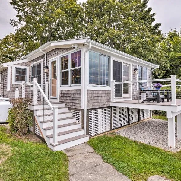 Charming Bristol Cottage with Private Beach!, ξενοδοχείο σε Bristol