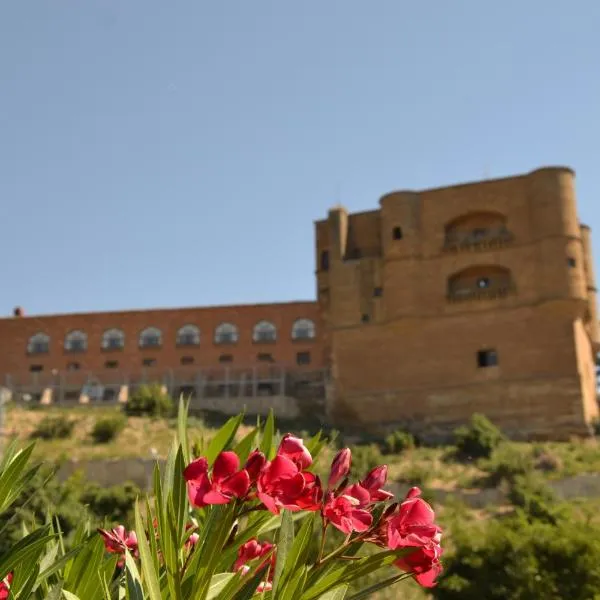Parador de Benavente, hotel v mestu Benavente