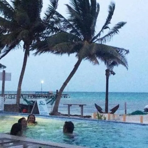Beach Club Budget Rooms at Popeyes Caye Caulker, hotel v destinaci Caye Caulker