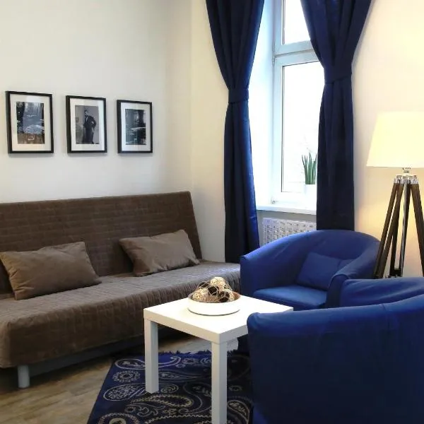 Flatprovider Comfort Eduard Apartment - contactless check in, hotel ve Vídni