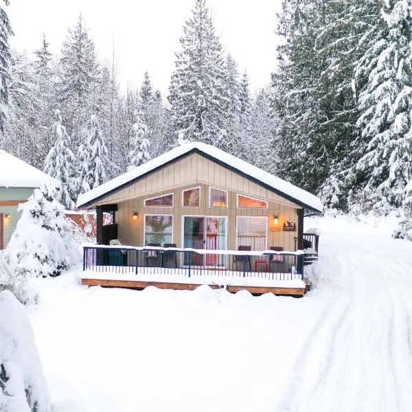 Woodland Bungalow, ξενοδοχείο σε Glacier
