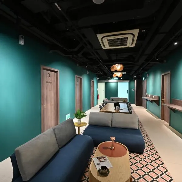 Dream Chaser Boutique Capsule Hotel, hotel in Singapore
