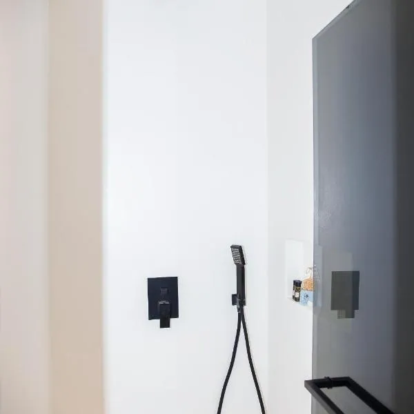 Agrari Bo Suites by Mykonos Rocks, ξενοδοχείο στο Αγράρι