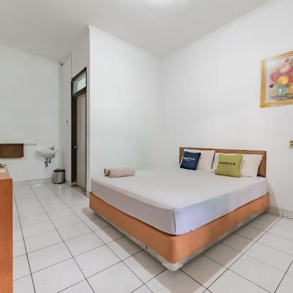 Urbanview Hotel Pondok Kurnia Cijagra Bandung by RedDoorz，位于万隆的酒店