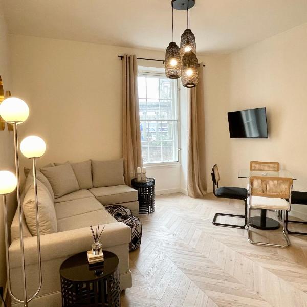 Leith Street Suite, Edinburgh