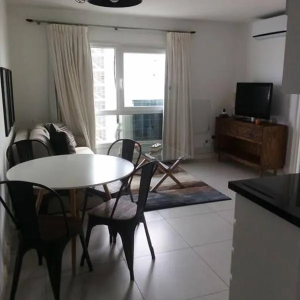 Lux Tower Departamento 2 ambientes, hotel in Punta del Este
