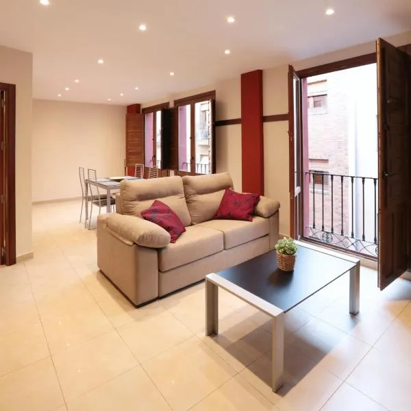 Apartamentos Reyes Católicos, hotel in Granada