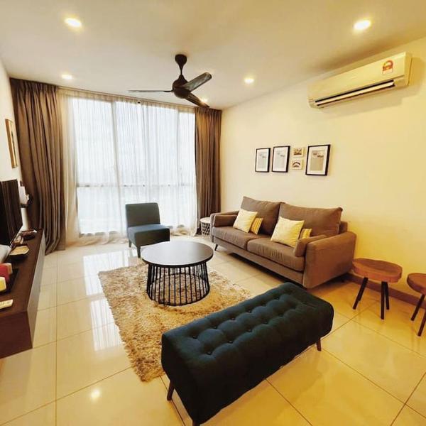 [PROMO]Connected train 2 Bedroom (ABOVE MALL)15, Kuala Lumpur
