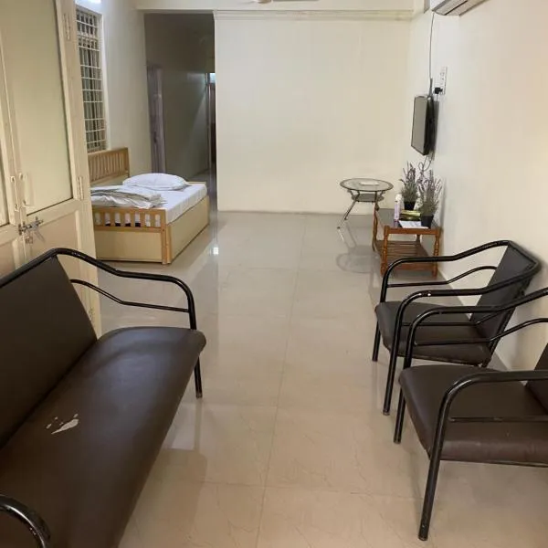 Simhagiri Holiday Inn, hotel u gradu 'Visakhapatnam'