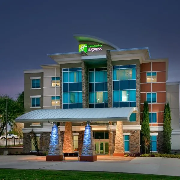 Holiday Inn Express & Suites North Dallas at Preston by IHG – hotel w mieście Inwood