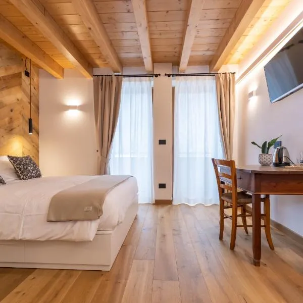 B&B El Lares - B&B L'Avez, מלון בקנאלה ד'אגורדו