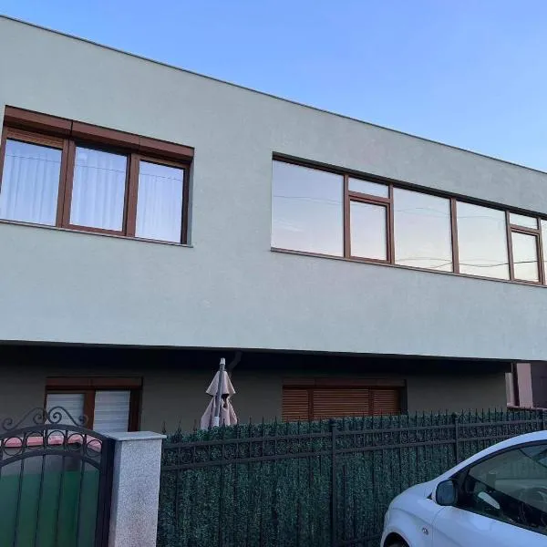 Ross Holiday Home, hôtel à Bourgas