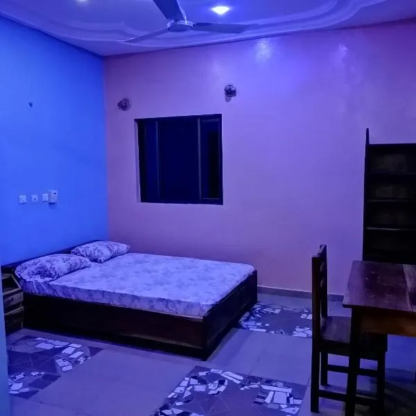 CHEZ ALFA, hotel in Djougou