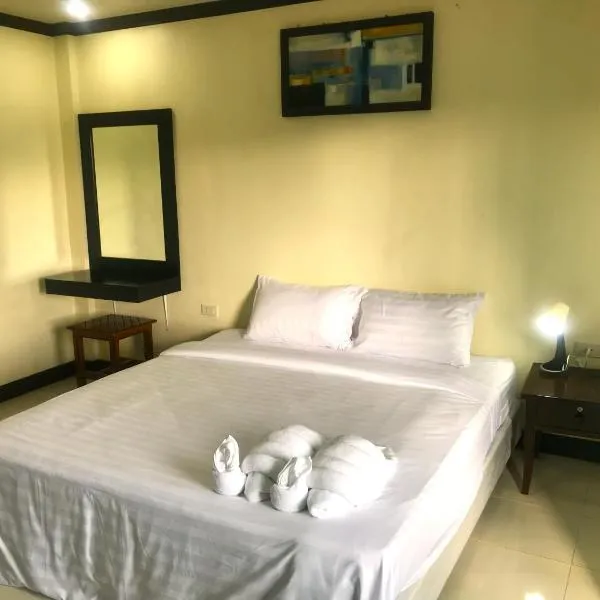 Parisia House, hotel v destinácii Khao Lak