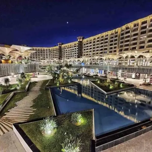 LOFTS by Elegant Hospitality across AUC, hotel v Káhiře